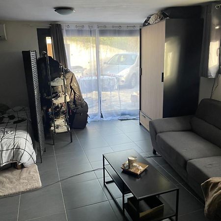 Rez de villa avec extérieur et plancha Taradeau Extérieur photo